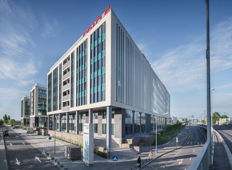 Floreasca Park - spatii de birouri amenajate si mobilate - 1