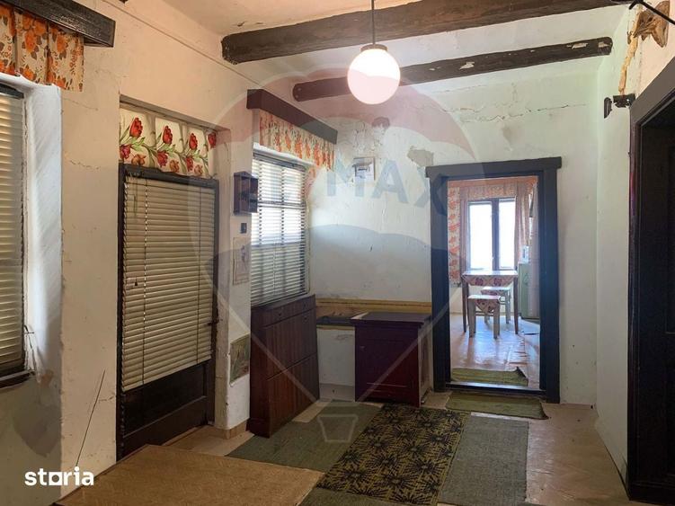 De vanzare casa cu 3 camere ?i teren 1090 mp in Ant - 2
