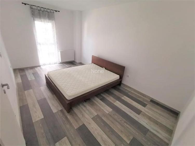 Apartament cu 2 camere semidecomandat, mobilat în Bulgaria Apartament cu 2 camere semidecomandat, mobilat în Bulgaria