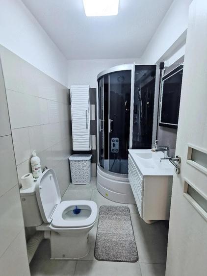 Inchiriez apartament 2 camere cu centrala proprie - 1