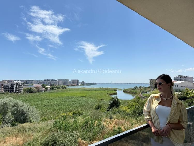 Apartament cu vedere frontala catre lac in Mamaia Nord