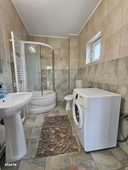 De vanzare Pensiune Eforie Nord la doi pasi de mare - 10