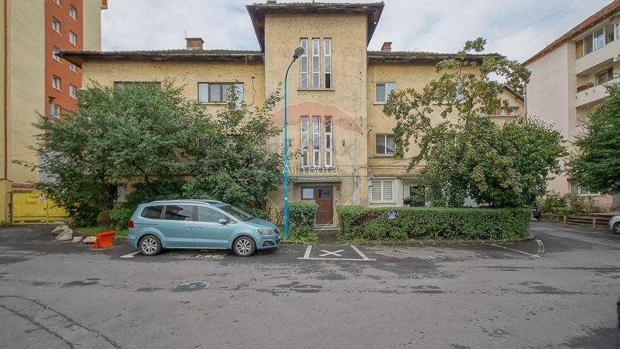 Apartament de inchiriat, Brasovul Vechi, posibil cabinet medical