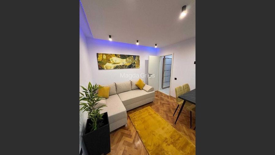 Apartament 3 camere - complet renovat, mobilat și utilat Apartament 3 camere - complet renovat, mobilat și utilat