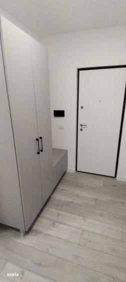 BLOC CU LIFT, MANSARDA DE INCHIRIAT, PARCARE INCLUSA - 1