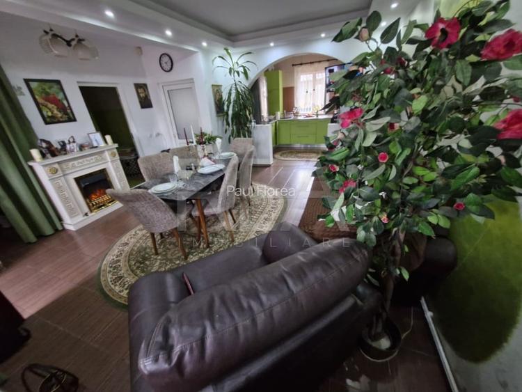 Casa cu 5 camere la 1 kilometru de gradinita Colt de rai din comuna Pantelimon