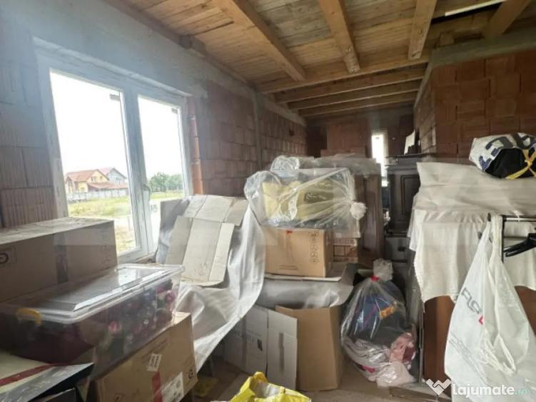 Casa la ro?u 3 camere, 144 mp, 584 mp teren, zona Cionchest - 2