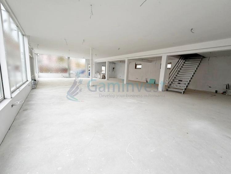 Spațiu comercial de vanzare, dublu front stradal și vizibilitate, Oradea, Bihor - 1