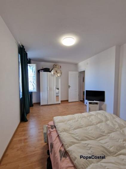 Piata Romana la gura de metrou 2 camere 56 mp etaj 7/8 mobilat, lift - 4