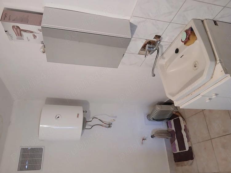 Casă cu 2 camere cu Teren 2800 Mp în Lepindea