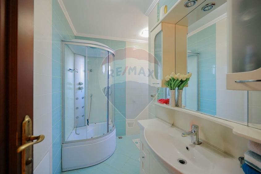 De vânzare vilă cu 7 camere, drum privat, în zona de Dealuri - 25