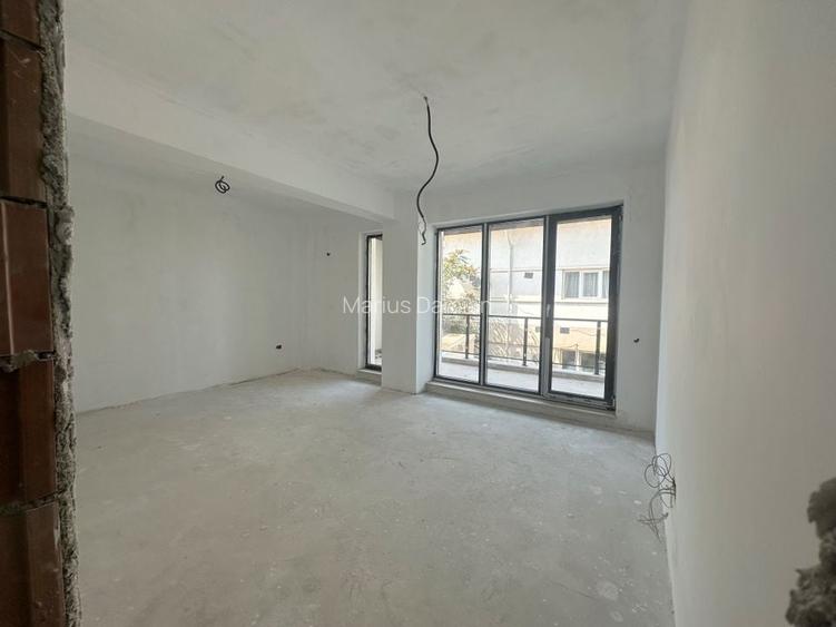 VANZARE 3 CAMERE CU PARCARE IMOBIL NOU PARC BAZILESCU