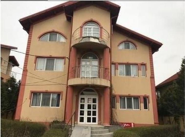 Vila Pipera P+1+M central - 450mp util / 1000mp teren - 1