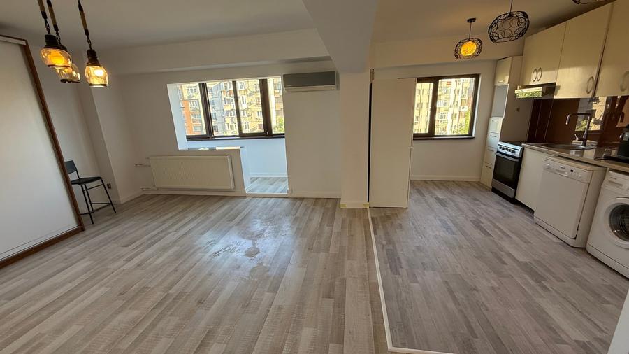 3 camere renovat, bloc 1992, Tineretului - 1