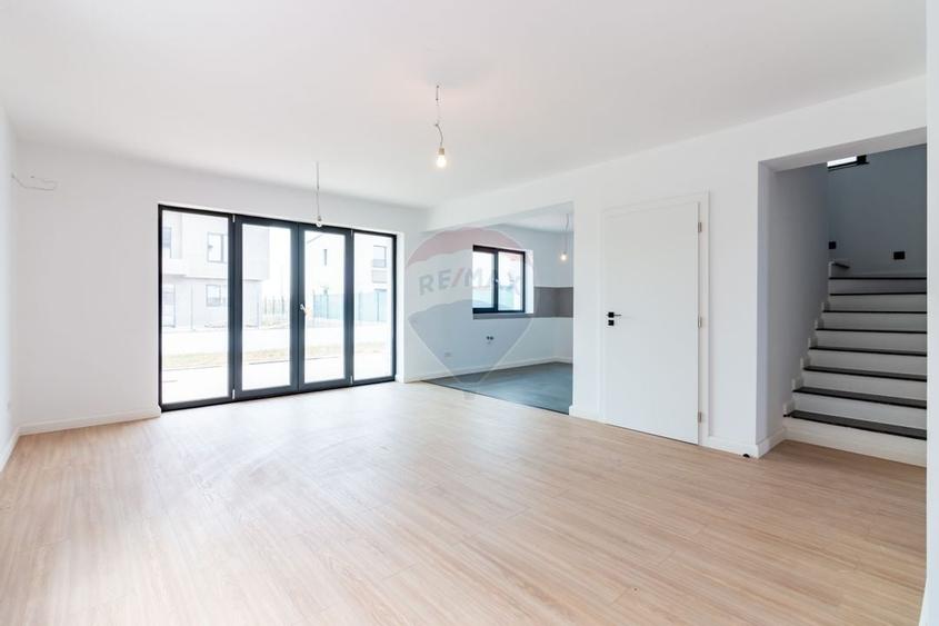 Vila 6 camere | curte generoasa | Tunari - Nord - 5