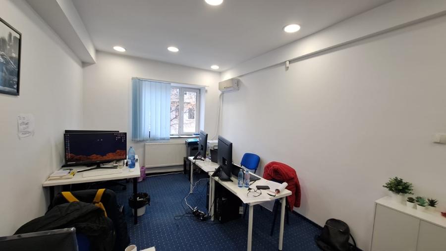 Spatiu Birouri  zona piata Victoriei, Piața 1 Mai, Turda, Arcul de Triumf - 2