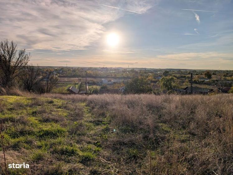 Teren intravilan ,Pielesti, 1835 mp , front 38m. - 4