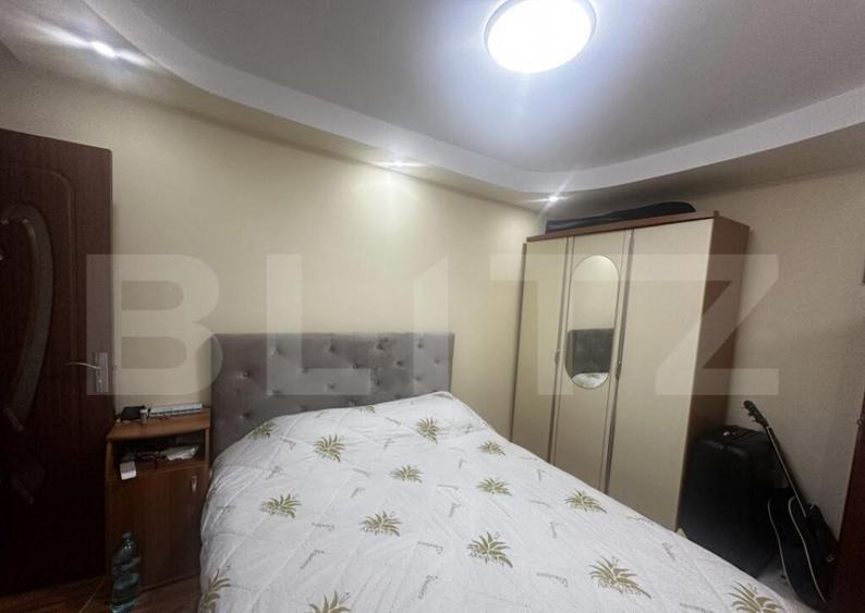 Apartament 3 camere, 70 mp , zona 8 Mai - 6