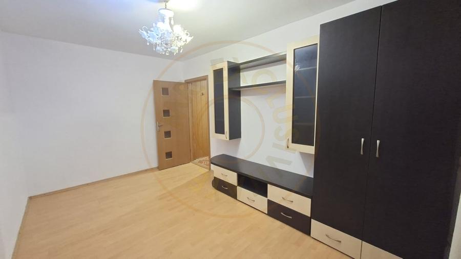 Apartament 2 camere vis-a-vis de Liceul Odobescu - 1