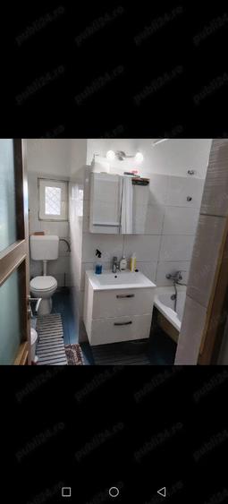 Proprietar vand apartament cu 2 camere,decomandat,renovat total,semi central,parcare,boxa proprie. - 1