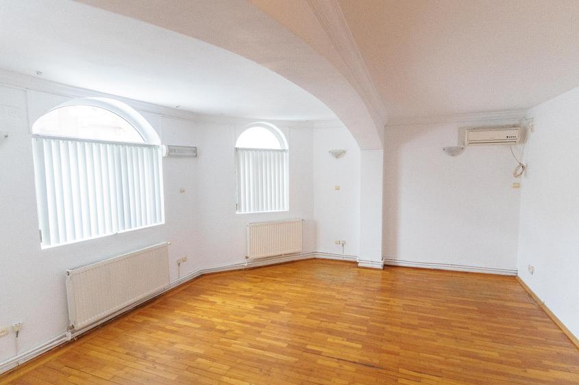 Vilă – Strada Știubei | 10 min metrou Mihai Bravu | Ideal sediu firma - 1