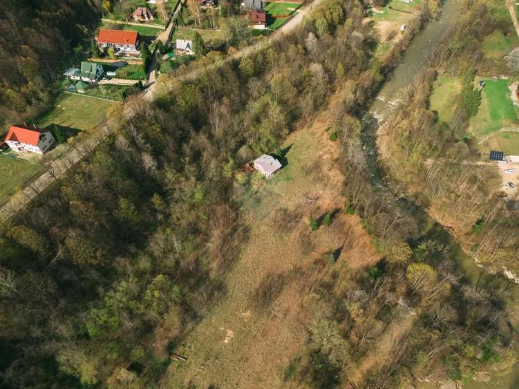 Casa si teren intravilan Tarcau - 1