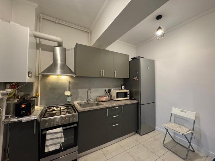 Apartament 2 camere-decomandat-Sos. Chitilei-de vanzare - 9