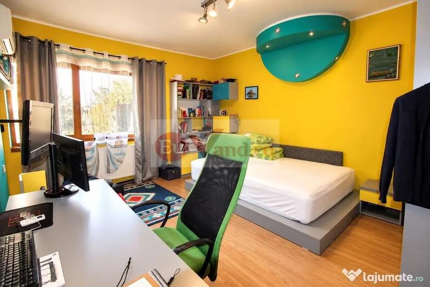 Casă cu 5 camere cu Teren 436 Mp în Micro 17