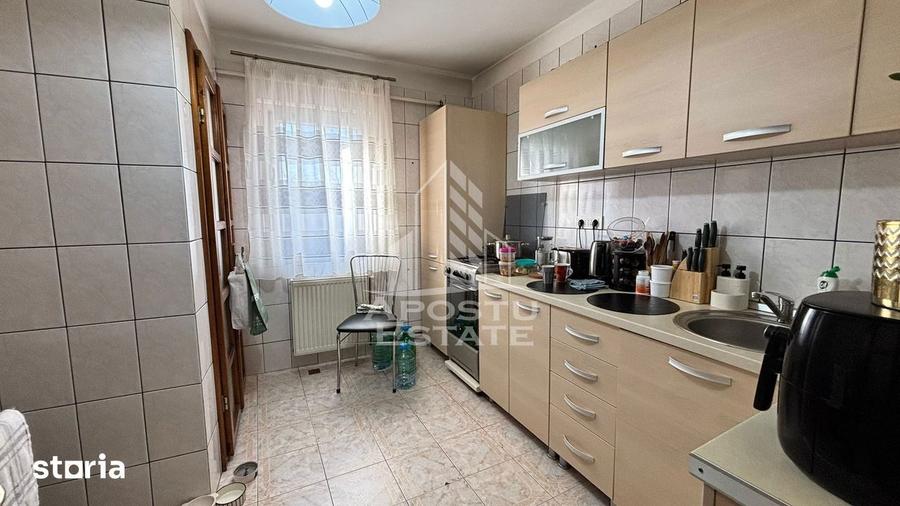 Apartament cu 3 camere decomandat, mobilat în Șagului