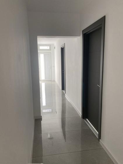 Inchiriez birou Faleza Nord - 2