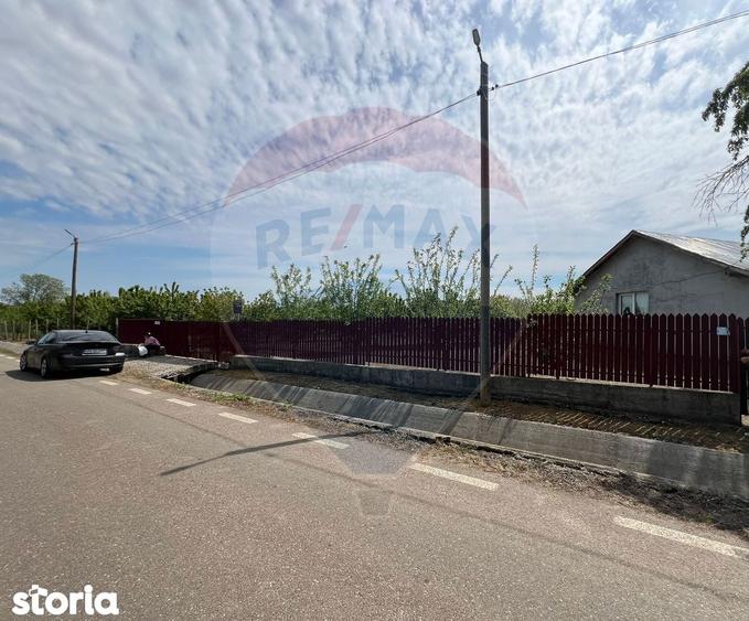 Casa cu 3094mp livada Cotesti - 3