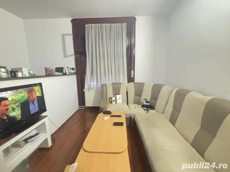 inchiriez casa cu etaj in Ronat 1300 euro - 5
