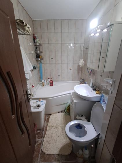 Apartament 3 camere Zona Jandarmerie - Strada Plevnei - etaj 3/3  - 65 mp - 15