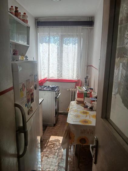 Vand apartament zona Fortuna - 1