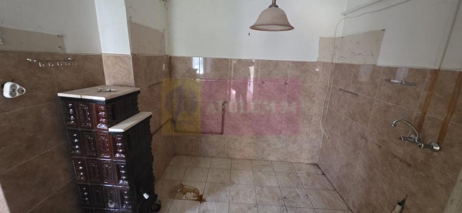 Casa de vanzare in Ploiesti, zona centrala - 2