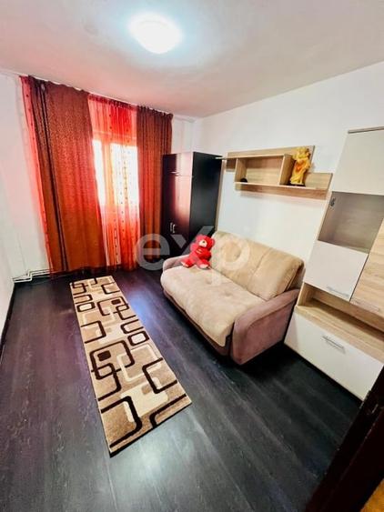 Apartament 3 cam de inchiriat –Brasov, Astra, Calea Bucuresti 500 Euro - 1