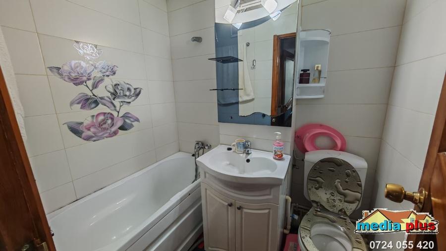 Apartament 3 camere semidecomandat – Zona Aviației - 10