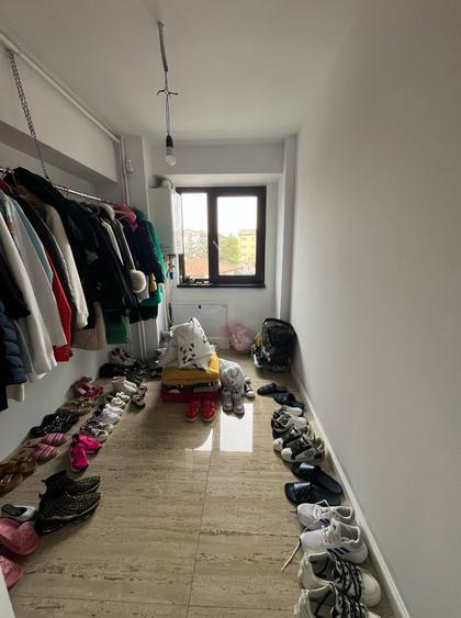 Apartament trei camere complet renovat - zona Blvd. Unirii - etaj 2/8 - 4