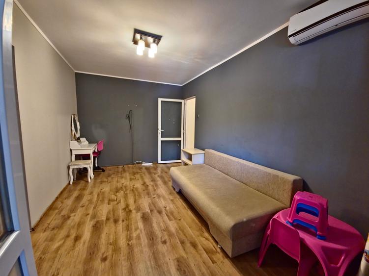 Groapă Inel II 3 Camere  Etaj 1  Semidecomandat  Centrală Gaz  Mobilat - 7