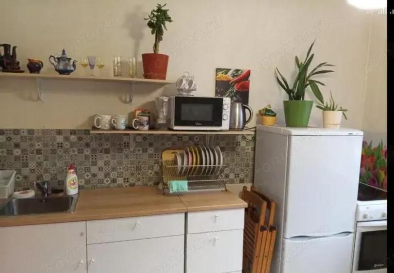 Oferim spre inchiriere garsoniera in zona 1 mai - 3