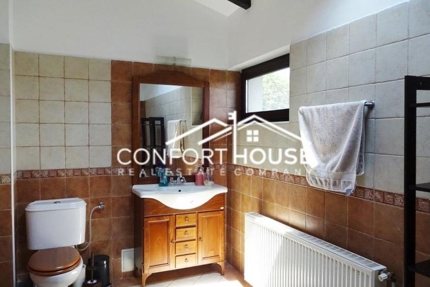 VILA DE LUX, teren 1500mp, piscina, padure, IANCU NICOLAE - 33