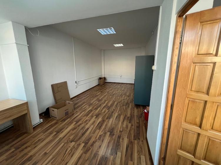 Inchiriem birouri 50 mp la Faleza Dunarii - 3