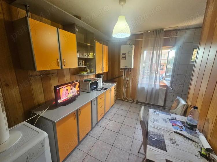 Apartament cu 3 camere de vanzare in Curtea de Arge?. - 6