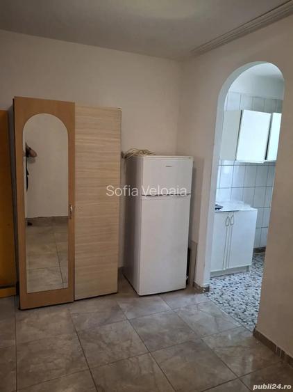 Proprietar ofer spre inchiriere garsoniera confort doi , etaj 2 4 la cinci minute de mers pe jos Proprietar ofer spre inchiriere garsoniera confort doi , etaj 2 4 la cinci minute de mers pe jos
