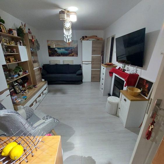 Garsoniera utilata si mobilata - 2