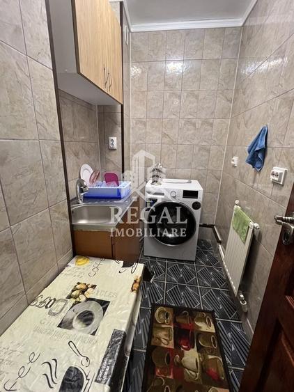 Garsonieră de închiriat – zona Micro 3 (bloc K6) - 4