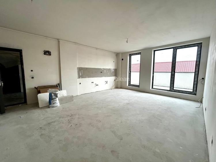 Apartament 3 camere, terasa generoasa si parcare subterana inclusa