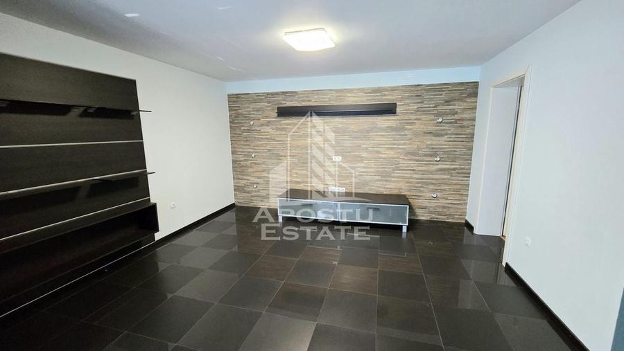 Apartament cu 2 camere, centrala proprie, parter, zona Lipovei - 2