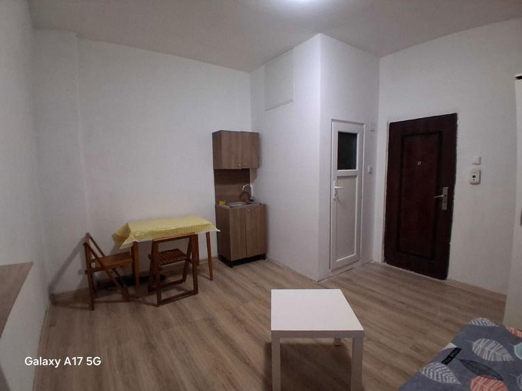 Propietar, inchiriez garsoniera, ultracentral, Bd. Magheru -SCALA - 7