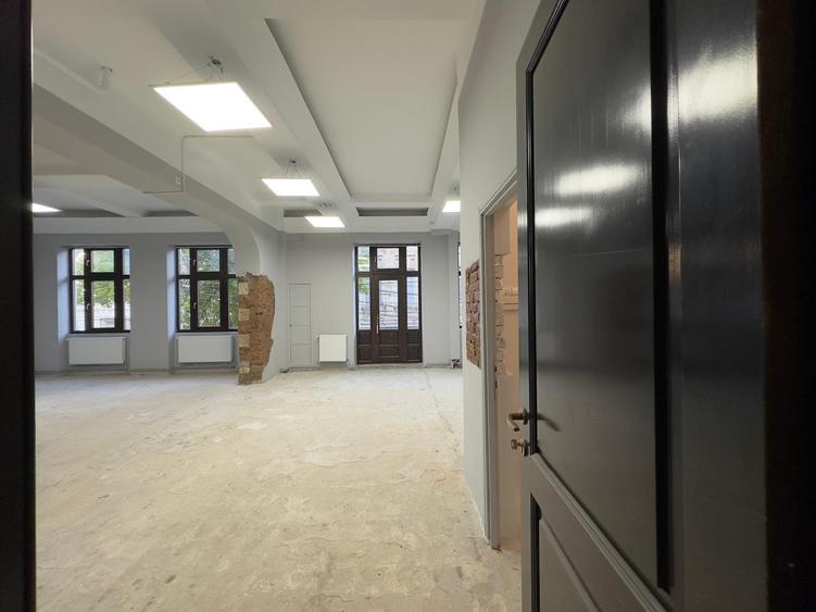 Spatiu birou, salon, cabinet, 87mp, central, aproape de Piata Unirii - 2